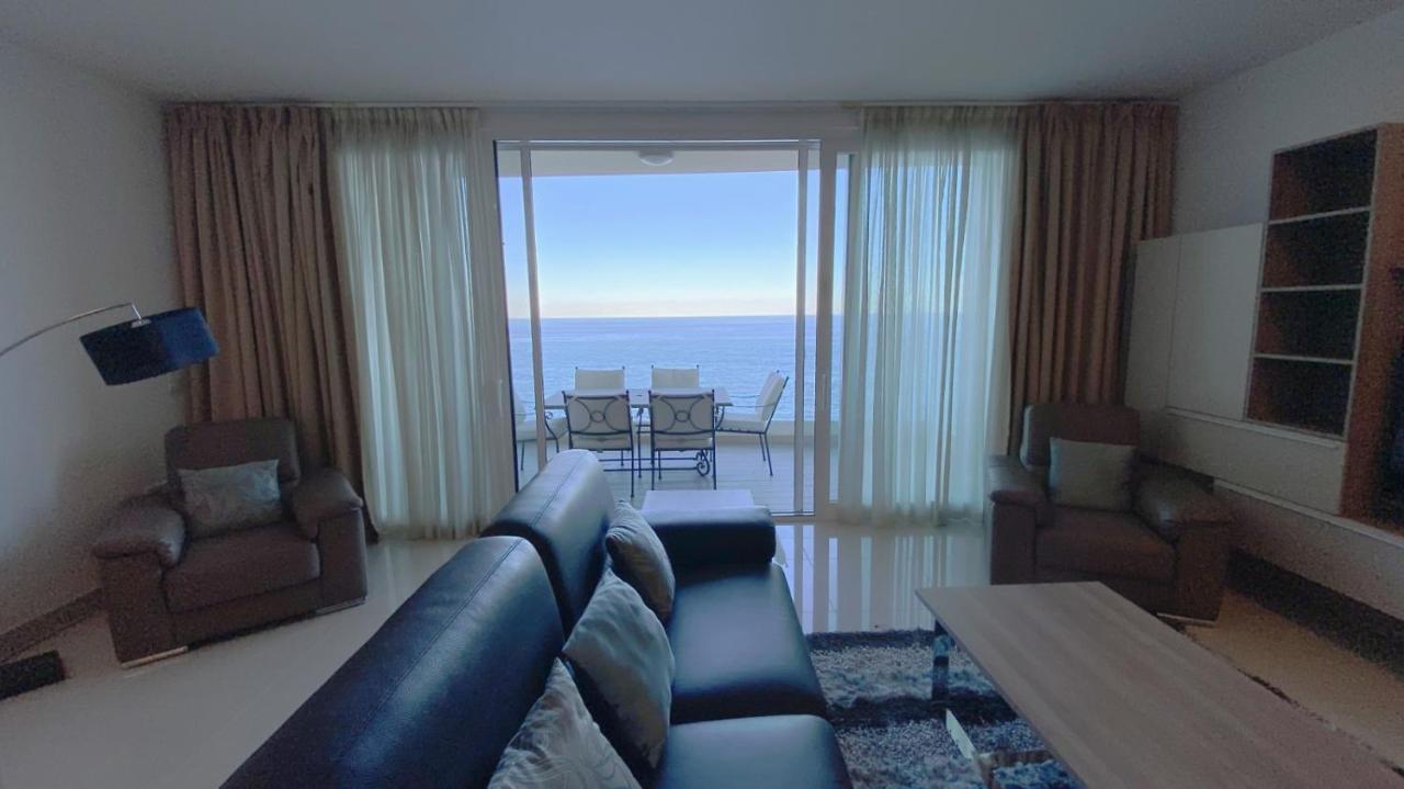 Point Sliema Sea Front Apartamento Exterior foto